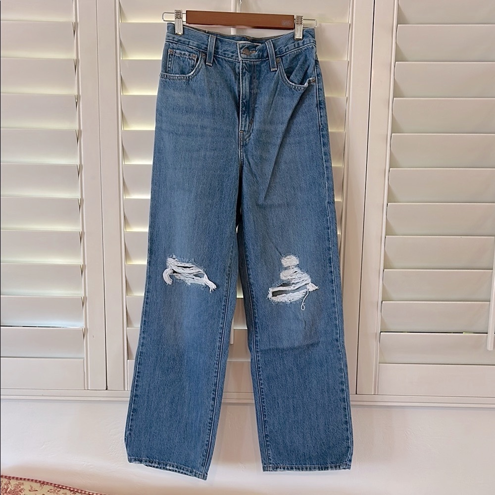 Levi's Women's High Waisted Straight Jeans